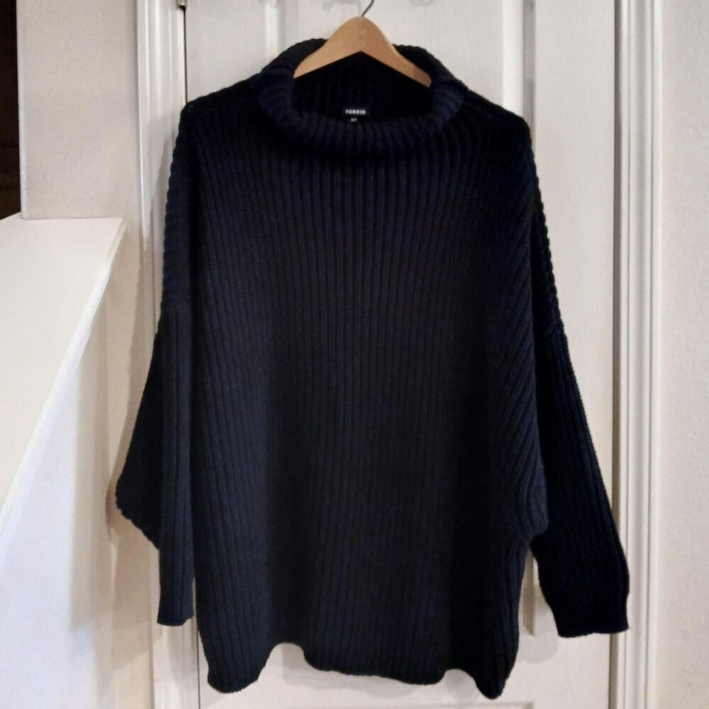 Torrid Chunky Ribbed Knit Cowl Neck Turtle Neck Sweater Size 3/4 Preppy Basic